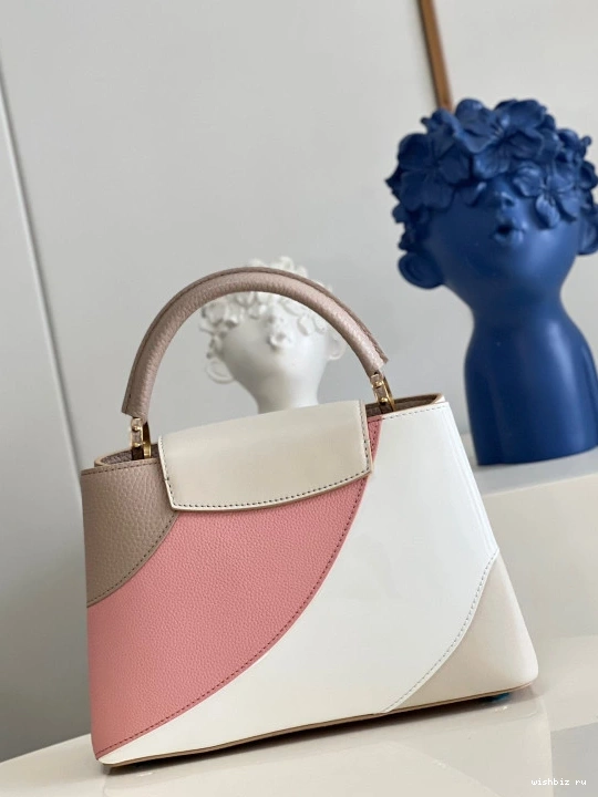 WIS BB LOUIS CAPUCINES VUITTON 1231